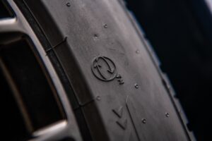 Pirelli estampille ses pneus durables