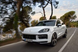 Le nouveau Porsche Cayenne roule en Nexen