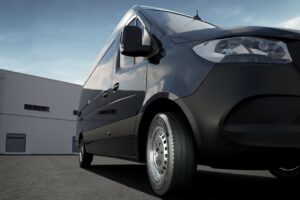 Hankook muscle son jeu sur le segment VUL avec le Vantra Transit