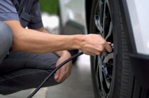 Départs en vacances : avant de prendre la route, un contrôle des pneus s'impose !