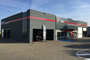 First Stop met son réseau au soutien de 1001pneus