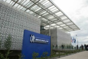 Après les accusations de Complément d'enquête, Michelin contre-attaque