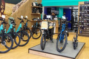 Point S ouvre son premier centre 100 % Écomobilité en ville