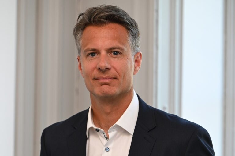 Groupe Simon : Erwann Hélion prend du galon