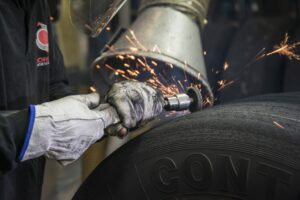 Aide au rechapage : "Un hold-up sur les éco-organismes et les automobilistes"