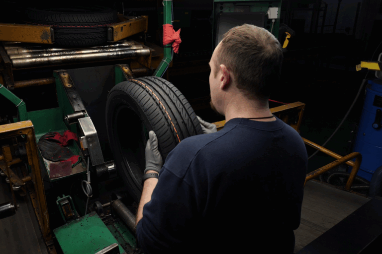 Rechapage : un soutien public qui fracture la filière