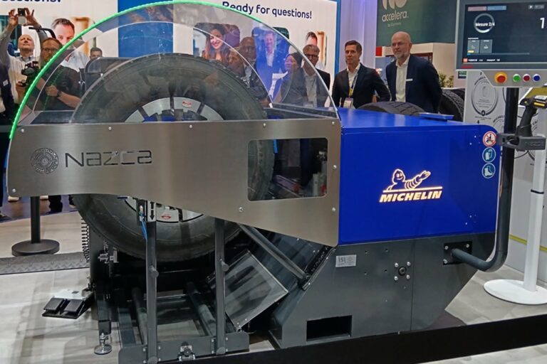 Avec Nazca, Michelin automatise le recreusage des pneumatiques poids lourds