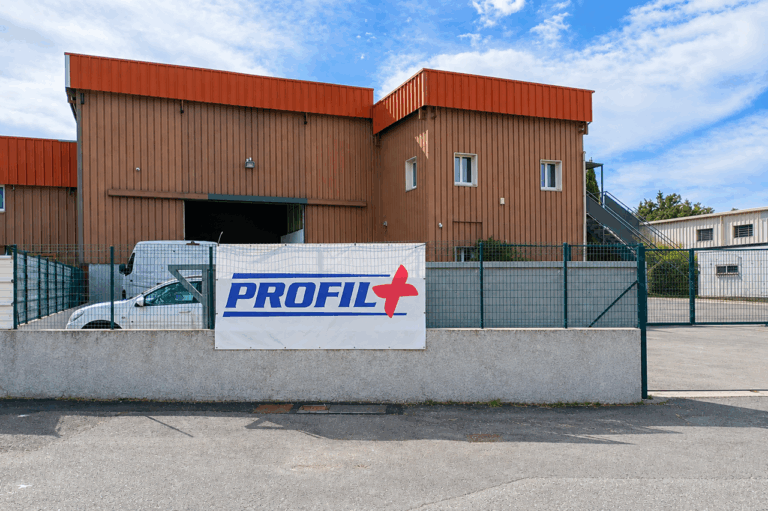 Profil Plus se renforce avec Sud Pneus Services
