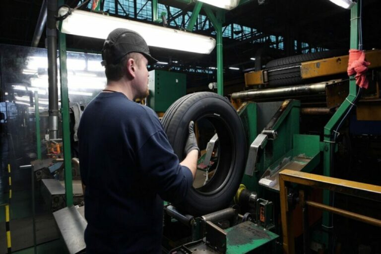 Aide au rechapage VL : le bras de fer se poursuit