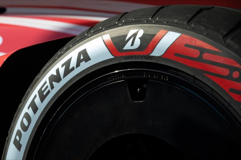 Formula E : Bridgestone met ses pneus à l