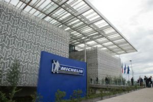 Michelin porté par le haut de gamme en 2019