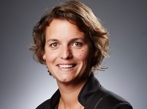 Laura van den Heuvel, responsable des ventes de Heuver Grossiste en pneumatiques