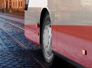 Firestone lance un nouveau pneu pour bus