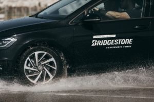 Bridgestone surperforme en équipement d