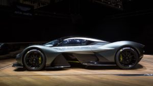 Salon de Genève : Aston Martin retient Michelin pour la Valkyrie