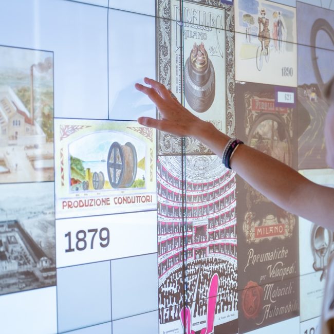 Les visiteurs de la fondation peuvent retracer toutes les étapes des différentes productions du groupe. ©Pirelli